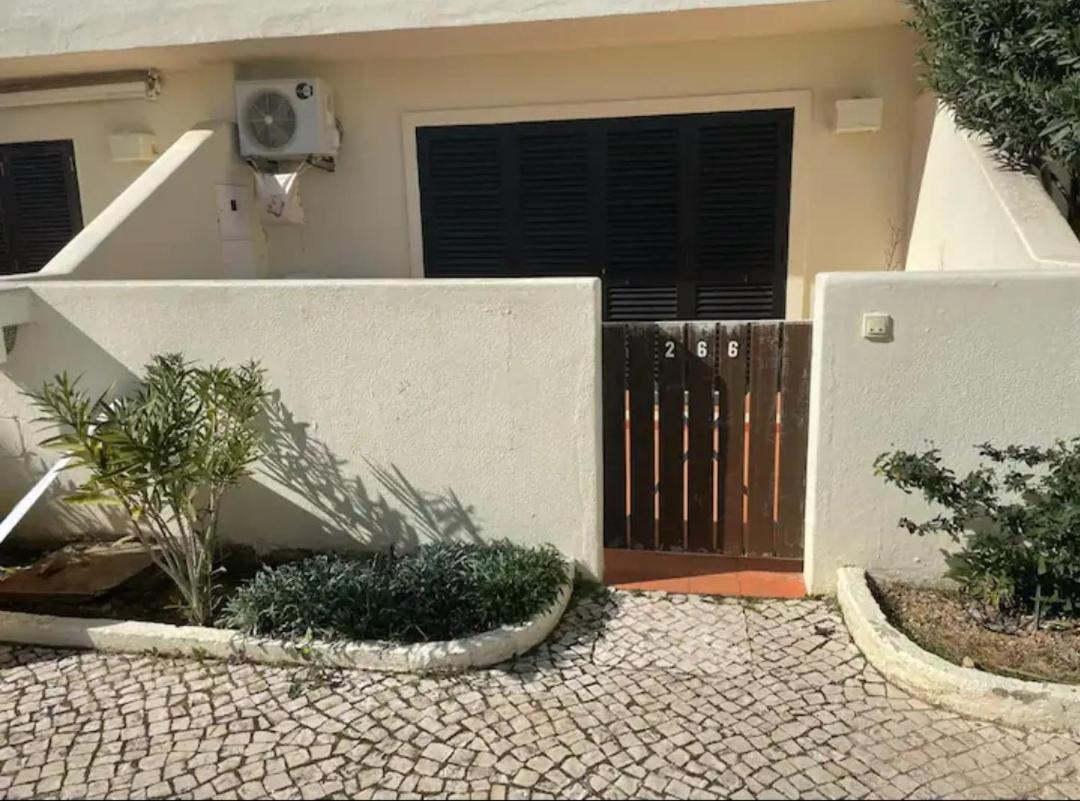 Simpatico Apartamento Com Piscina Em Albufeira Apartment Luaran gambar